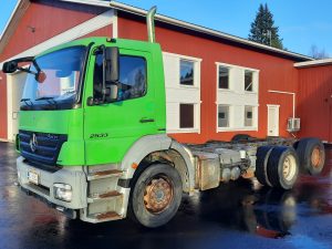 MERCEDES-BENZ AXOR 2533 6X2*4 3900
