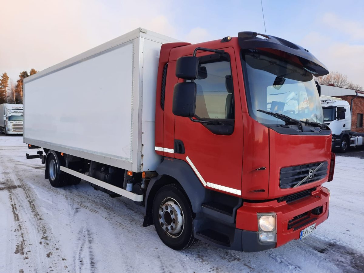 VOLVO FL-240 4X2 4400 - Image 2