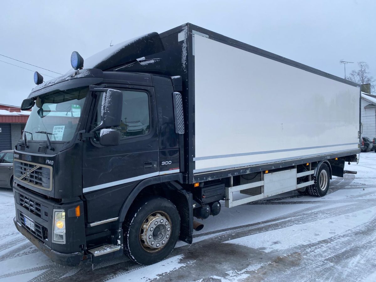 VOLVO FM-9 4X2 6000