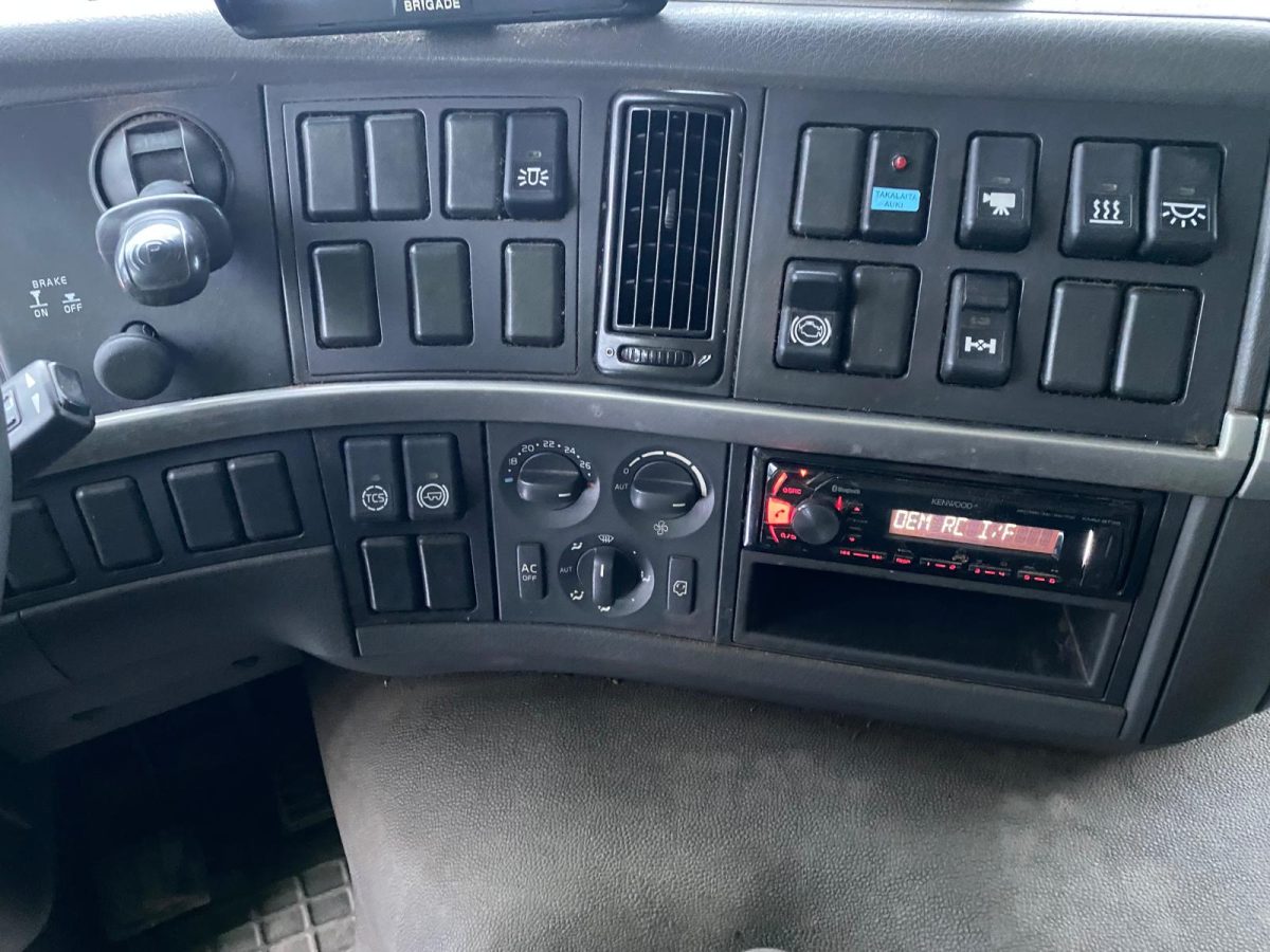 VOLVO FM-9 4X2 6000 - Image 24