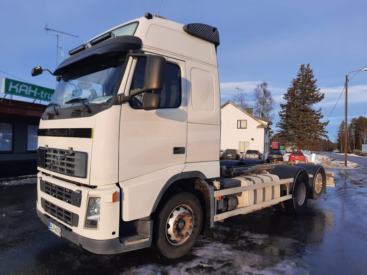 VOLVO FH-13 6X2 4300