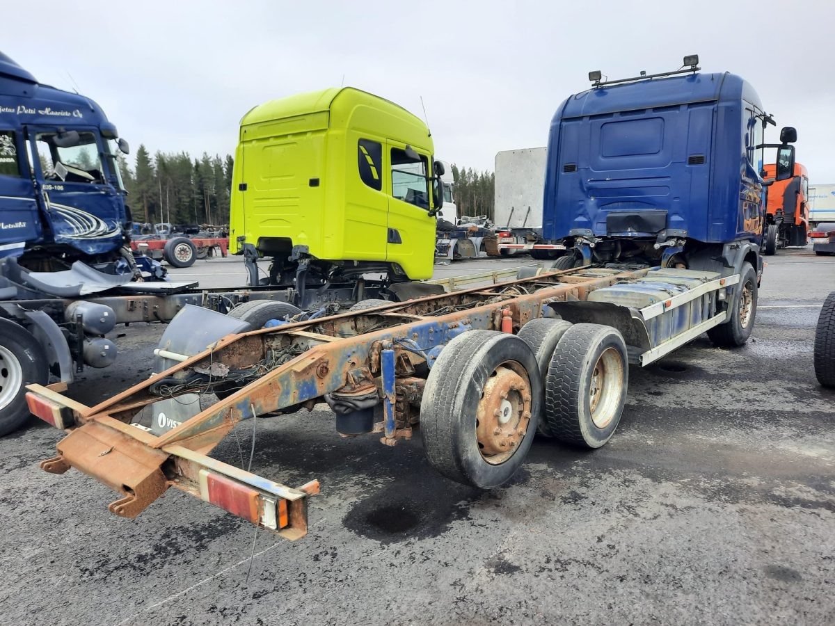SCANIA R-144 6X2 - Image 2