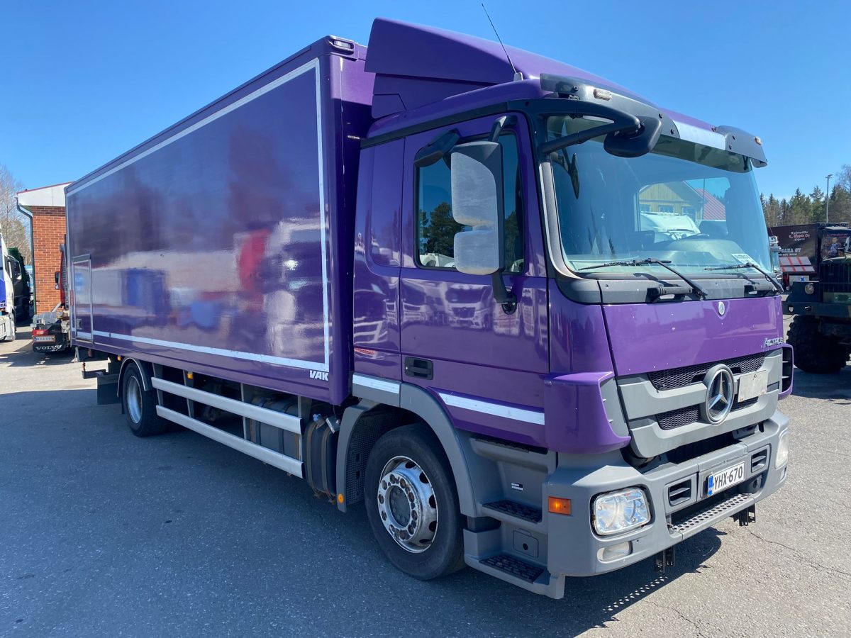 MERCEDES-BENZ ACTROS 1832 4X2 5400 - Image 2