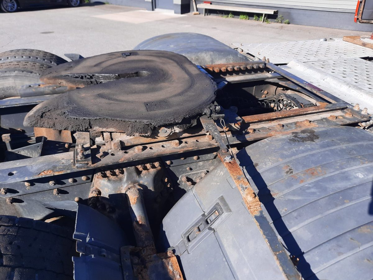 SCANIA R-500 6X2 3100 - Image 8