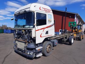 SCANIA R440 6X2