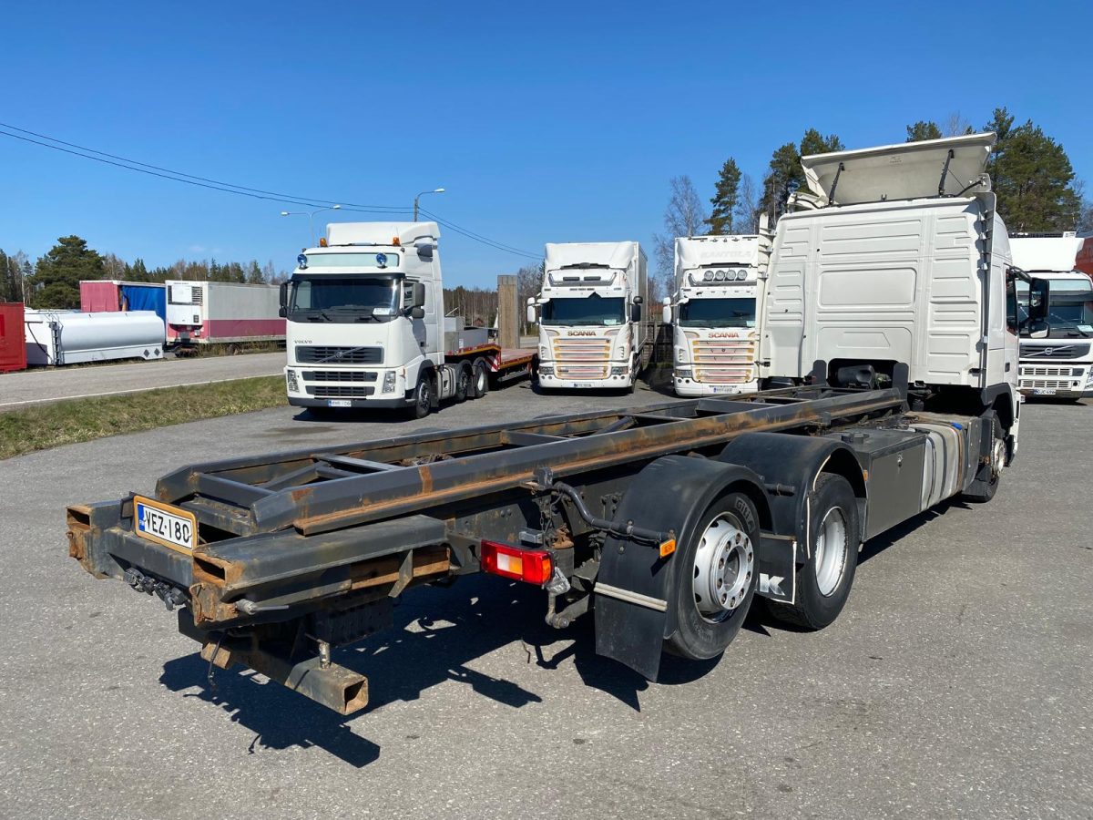 VOLVO FM-13 6x2 4800 - Image 4