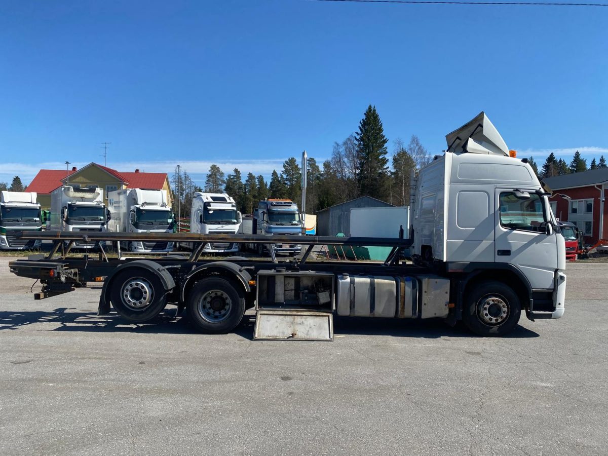 VOLVO FM-13 6x2 4800 - Image 6