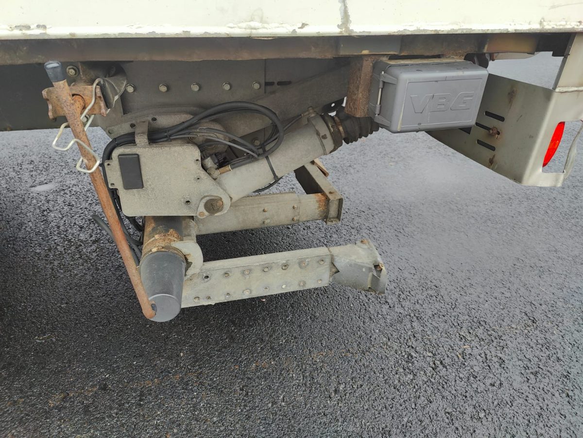 VOLVO FM-13 6x2 5400 - Image 13