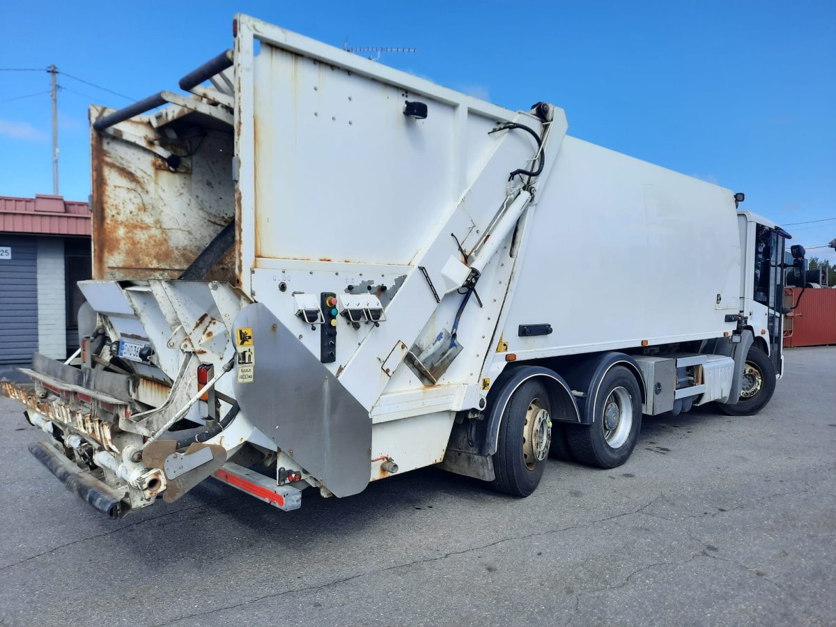 MERCEDES-BENZ ECONIC 2635 6X2*4 3900 - Image 3