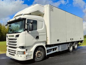 SCANIA R-520 6x2 4700