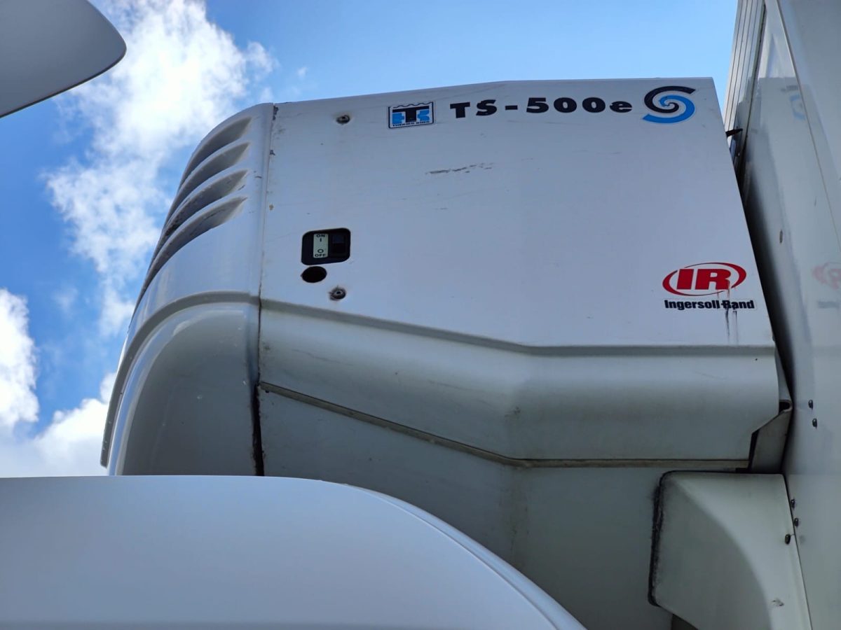 SCANIA R-520 6x2 4700 - Image 18