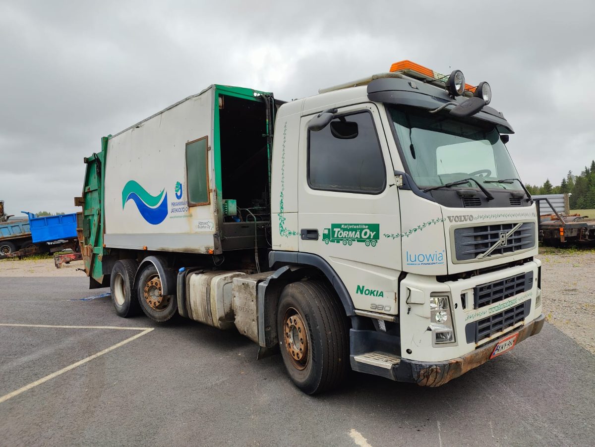 VOLVO FM-9 6X2 - Image 2