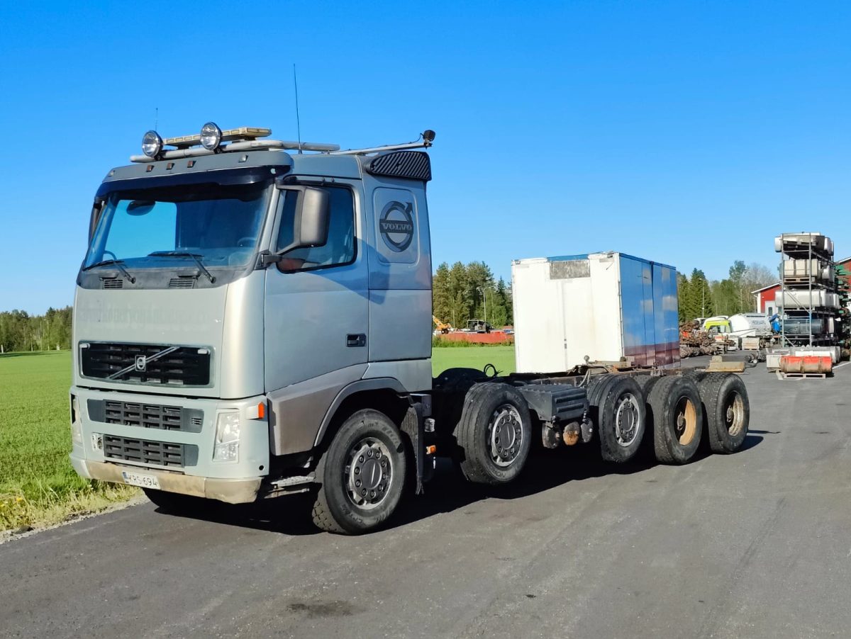 VOLVO FH-12 10x4 5650
