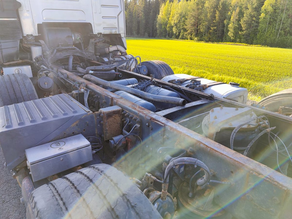 VOLVO FH-12 10x4 5650 - Image 11