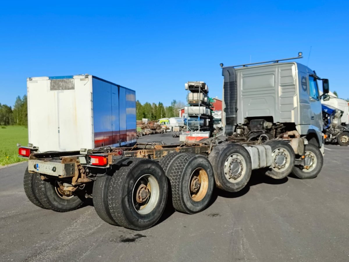 VOLVO FH-12 10x4 5650 - Image 6
