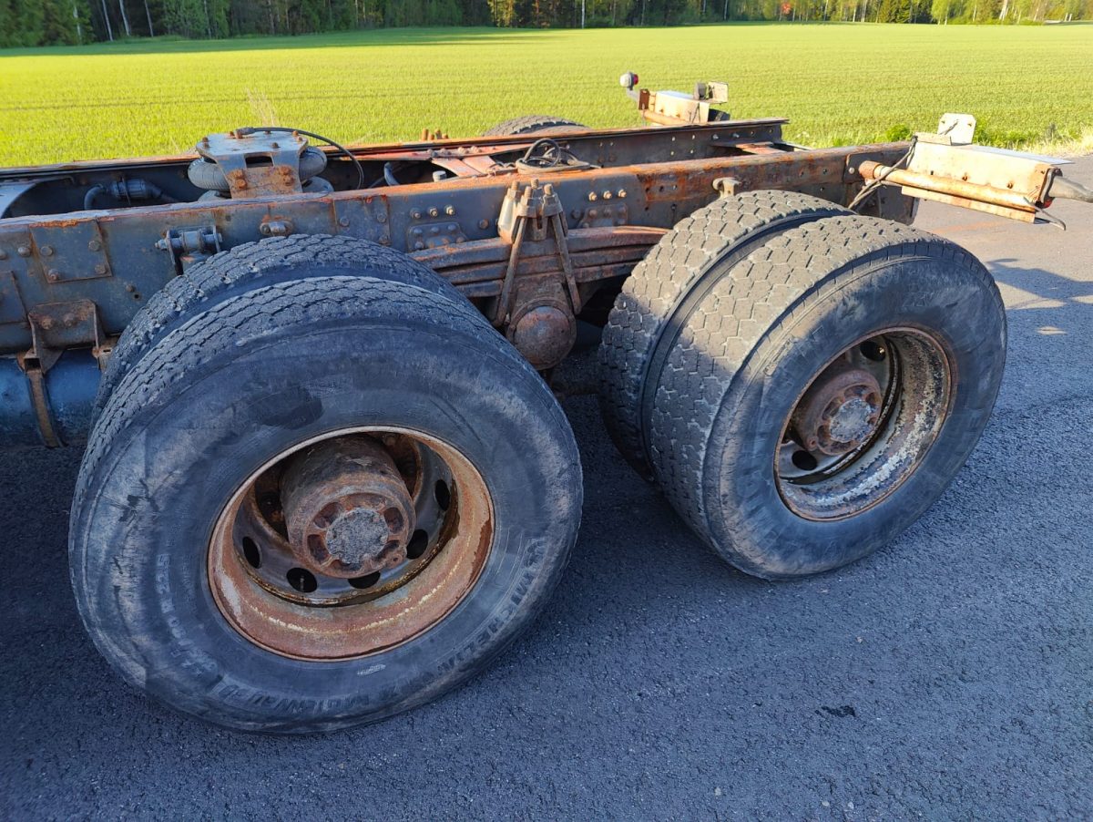VOLVO FH-12 10x4 5650 - Image 8