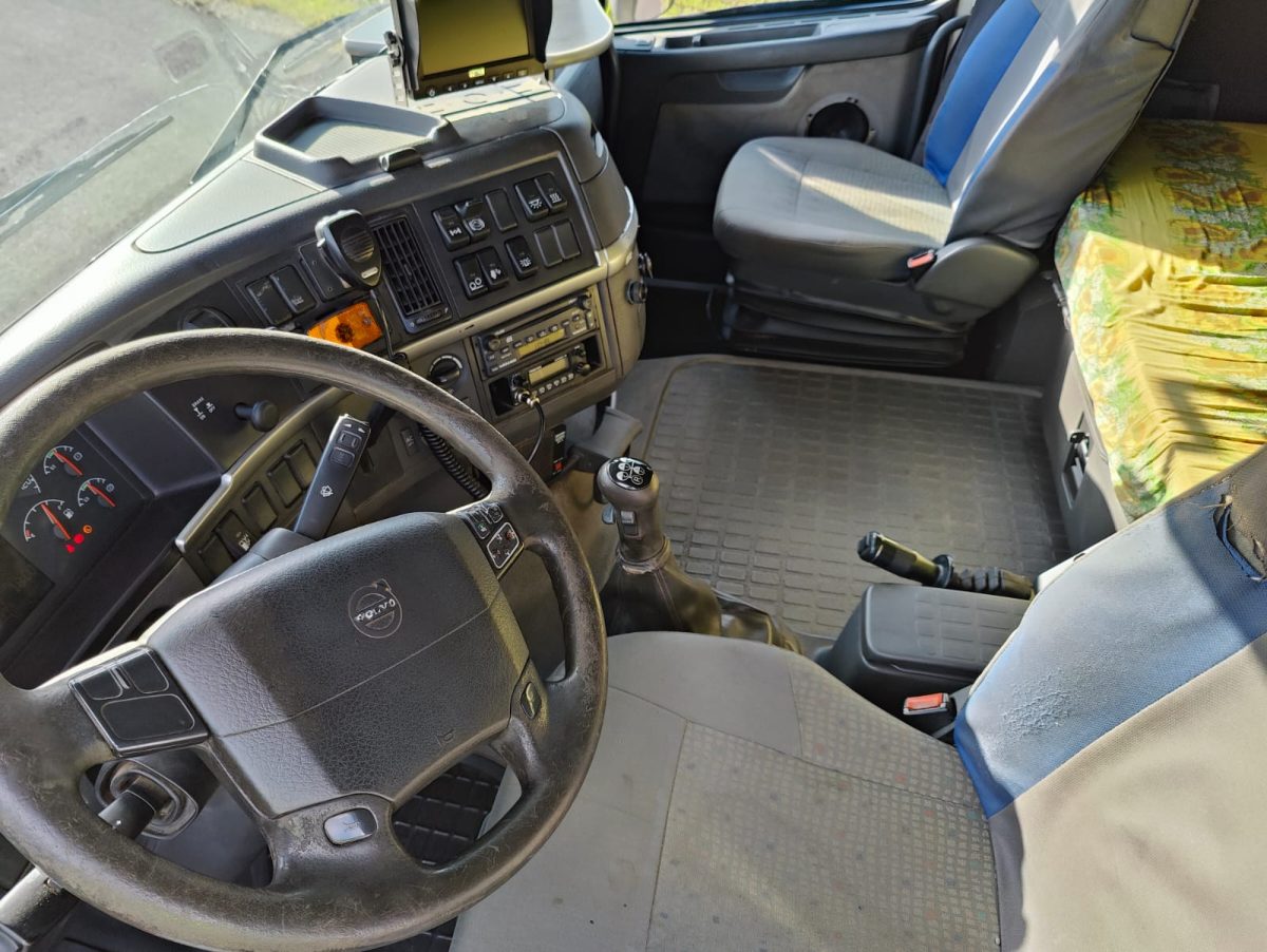 VOLVO FH-12 6X2 4000 - Image 11