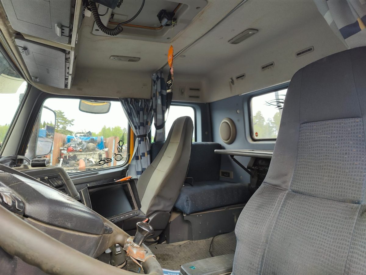 VOLVO FH-440 8X4 - Image 5