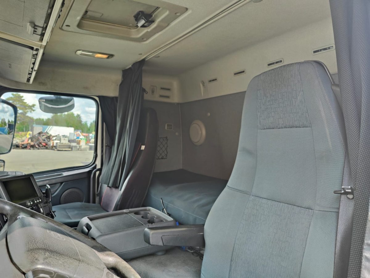 VOLVO FM-13 6X2 6080 - Image 17
