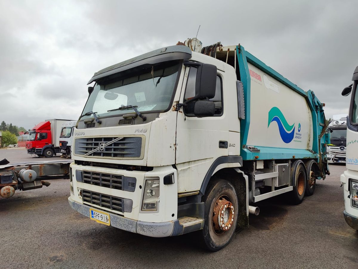 VOLVO FM-9 6X2