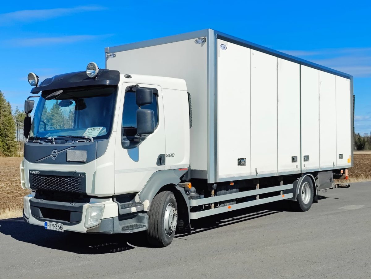 VOLVO FL-280 4x2 5000