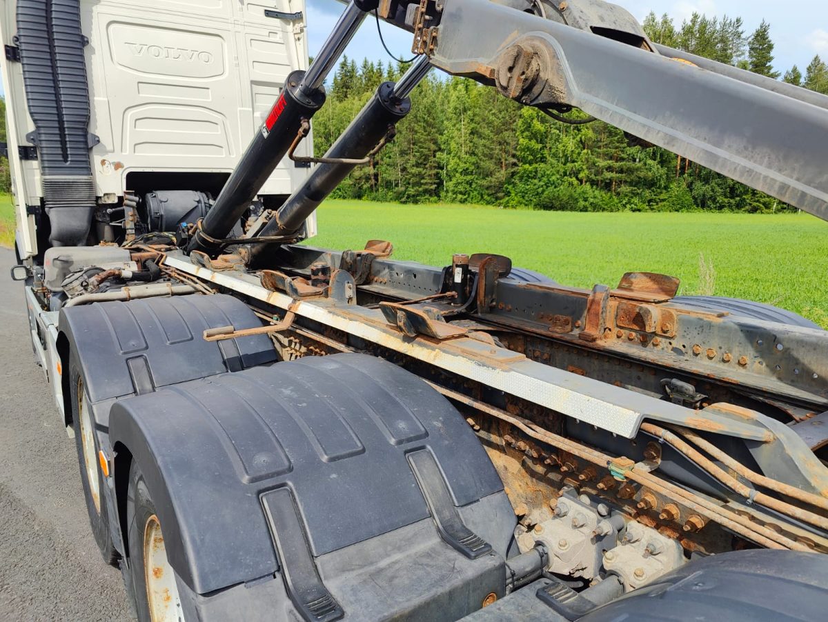 VOLVO FH-16 650 8x4 3700 - Image 10