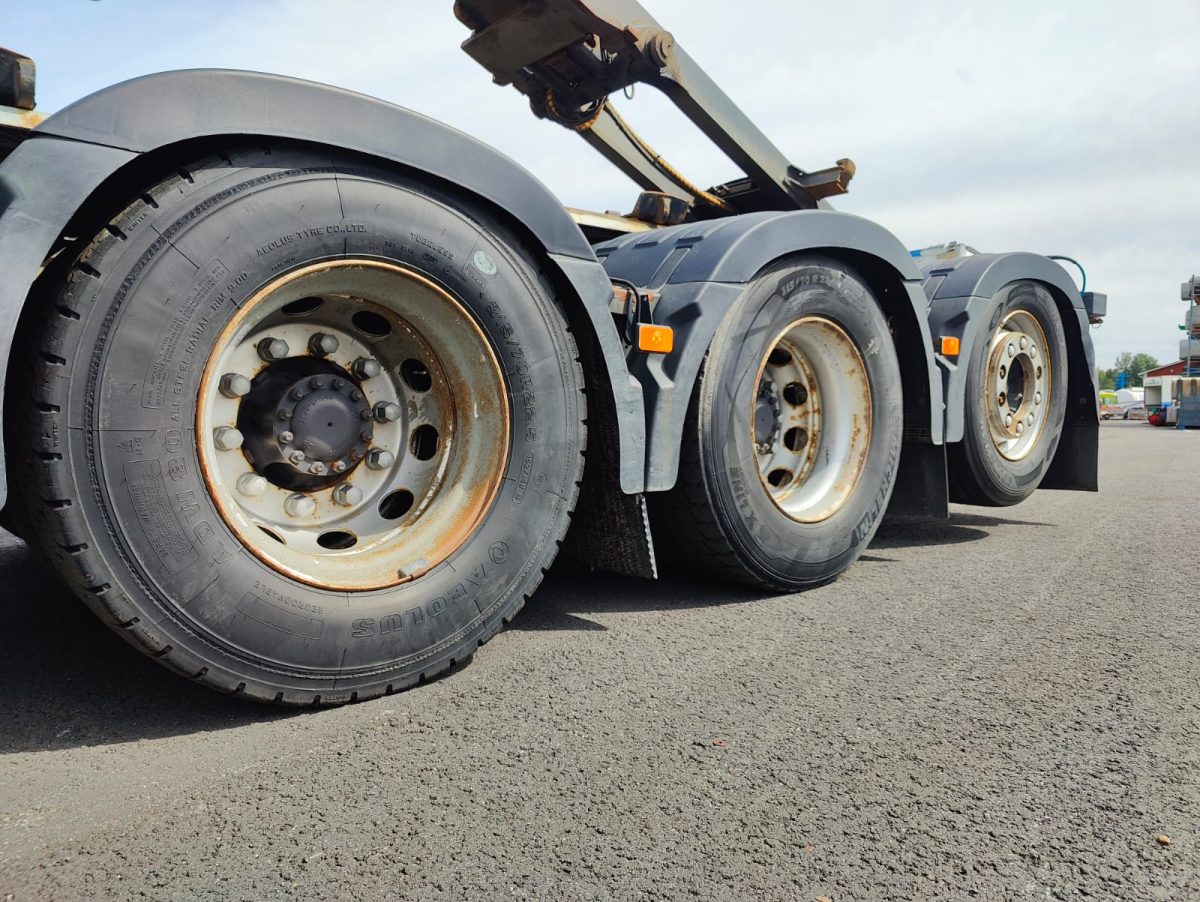 VOLVO FH-16 650 8x4 3700 - Image 12