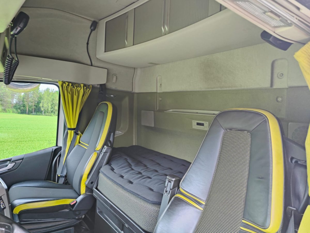 VOLVO FH-16 650 8x4 3700 - Image 14