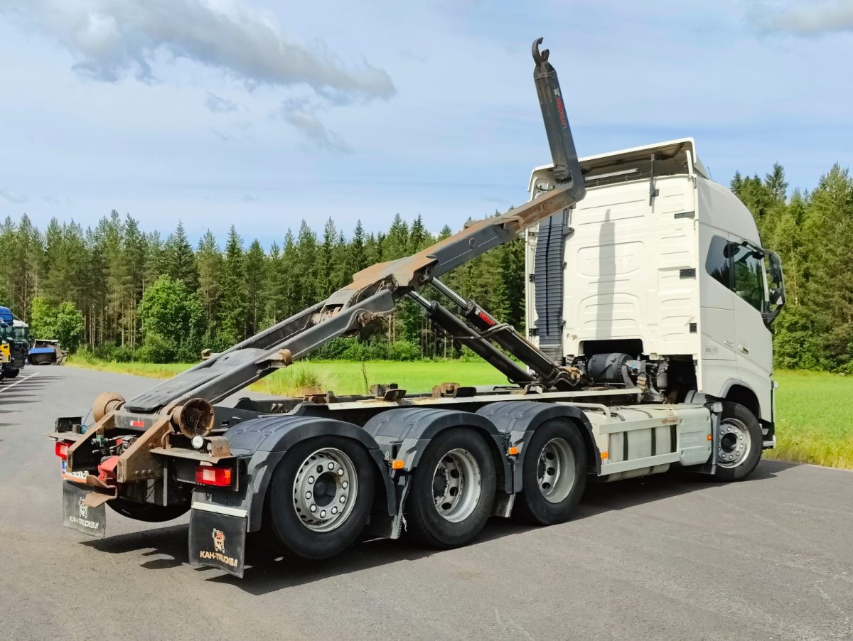VOLVO FH-16 650 8x4 3700 - Image 4