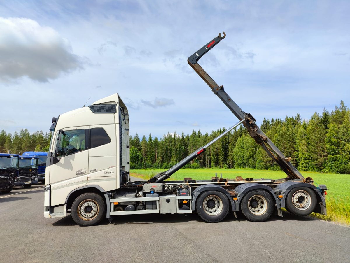 VOLVO FH-16 650 8x4 3700 - Image 5