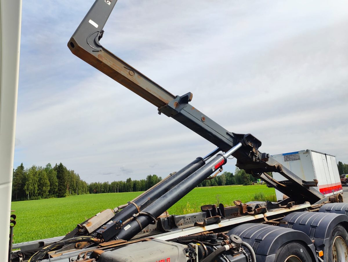 VOLVO FH-16 650 8x4 3700 - Image 7