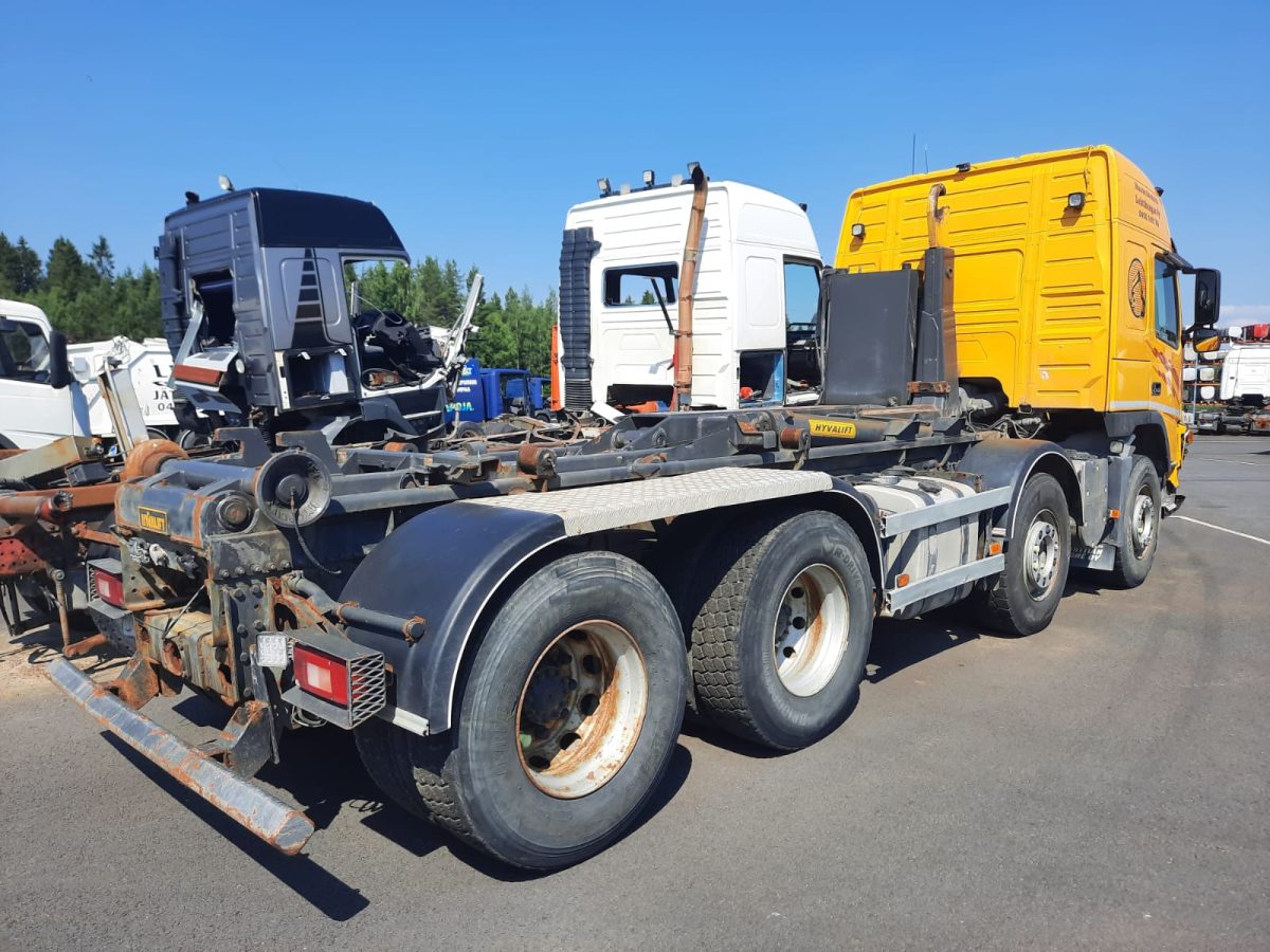 VOLVO FM 8X4 - Image 4