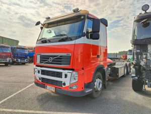 VOLVO FH-13 6X2