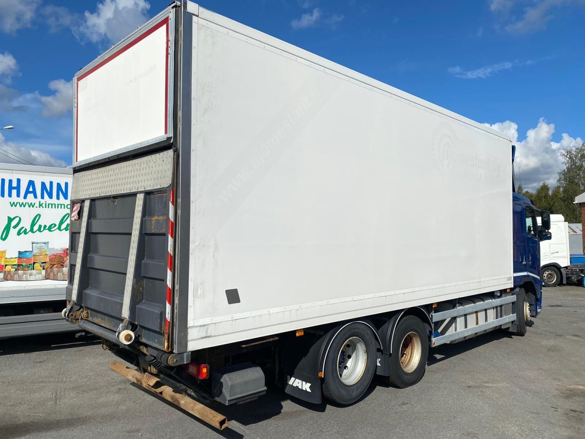 VOLVO FH-13 460 6X2 4800 - Image 6
