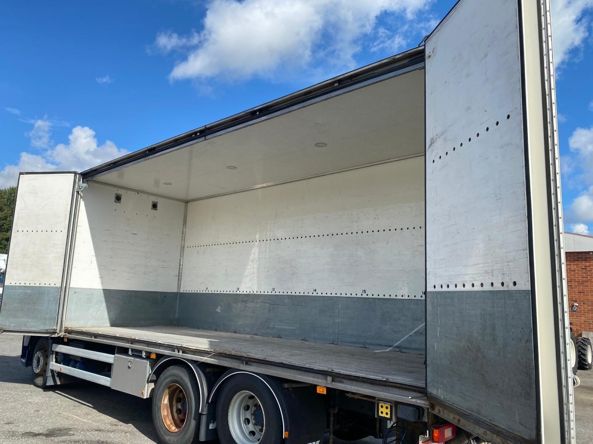 VOLVO FH-13 460 6X2 4800 - Image 8