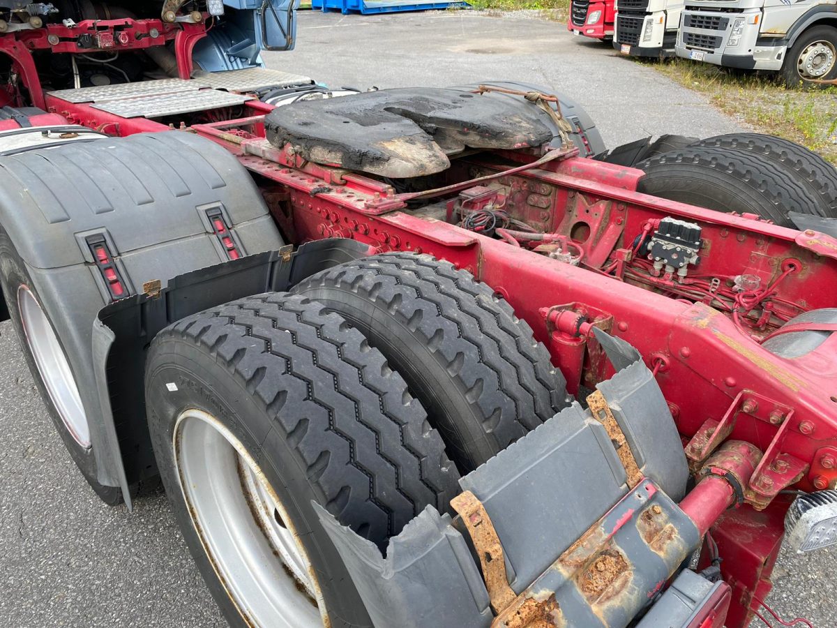 SCANIA R-560 6X2 3100 - Image 13