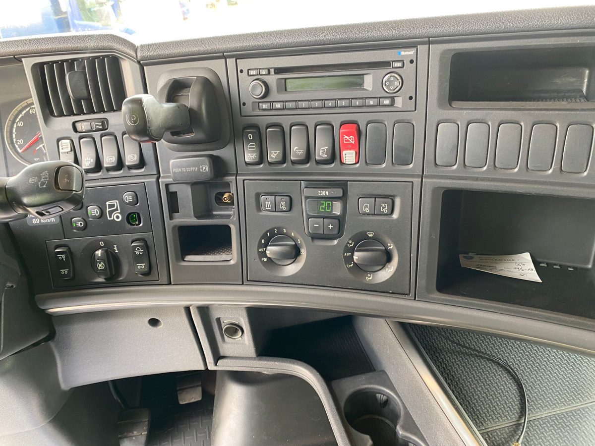 SCANIA R-560 6X2 3100 - Image 21