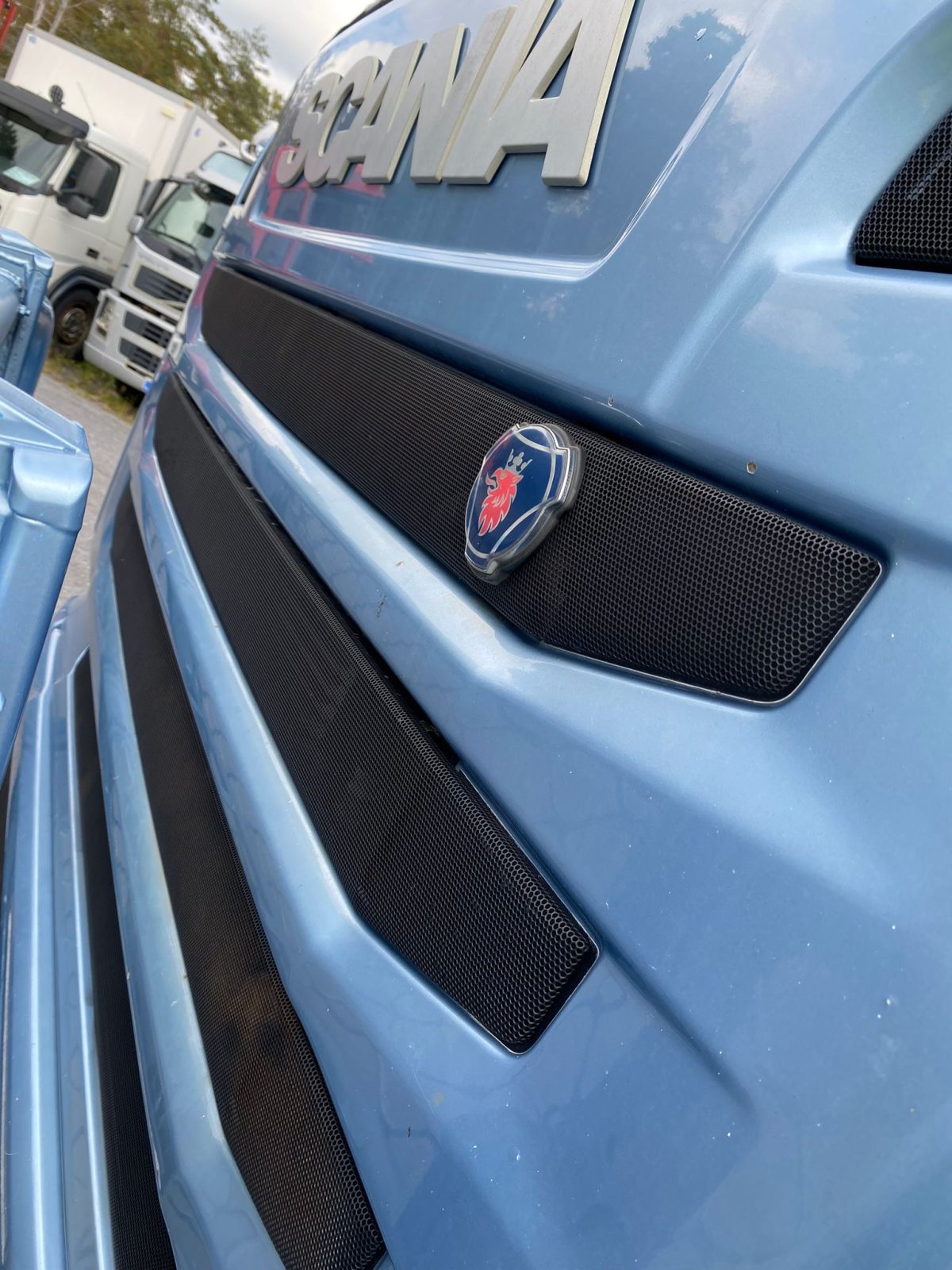 SCANIA R-560 6X2 3100 - Image 9