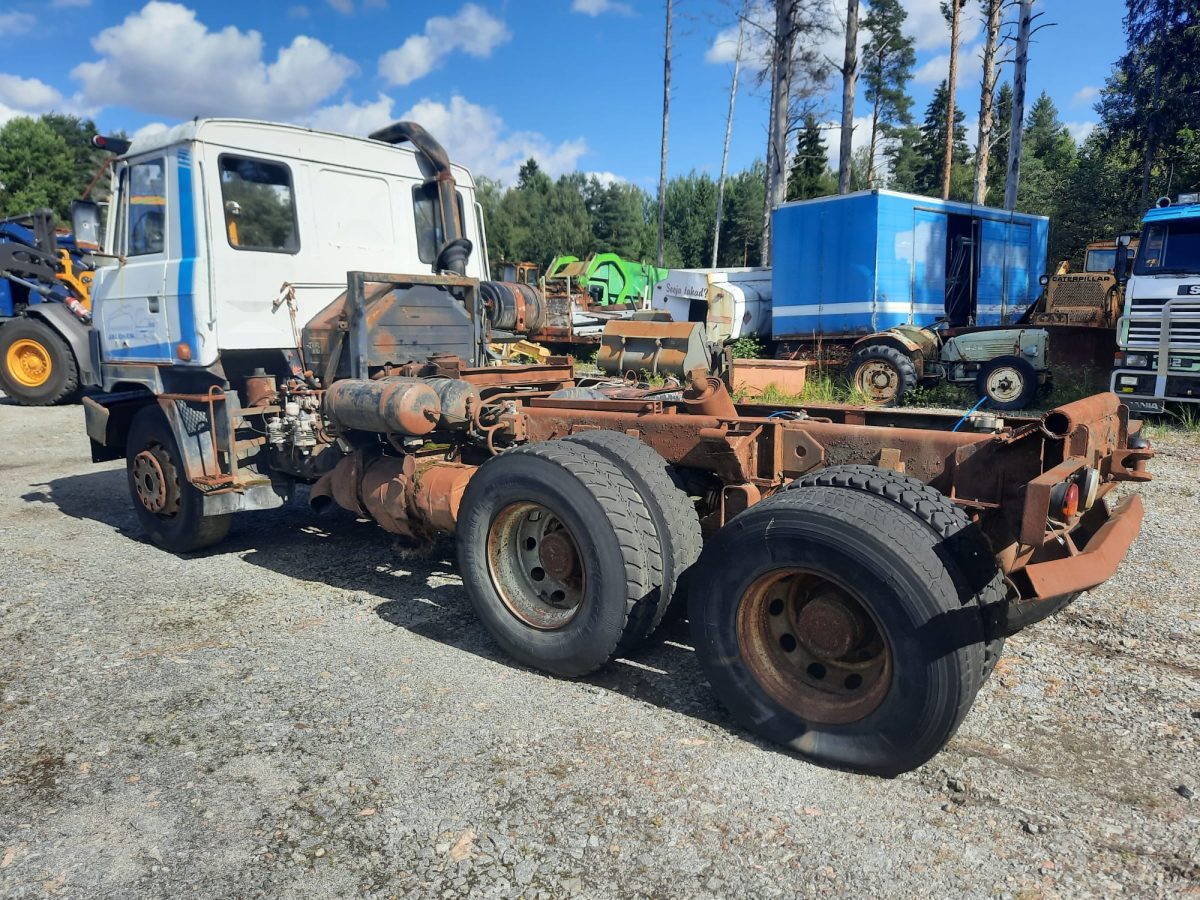 TATRA 815 6X6 - Image 3