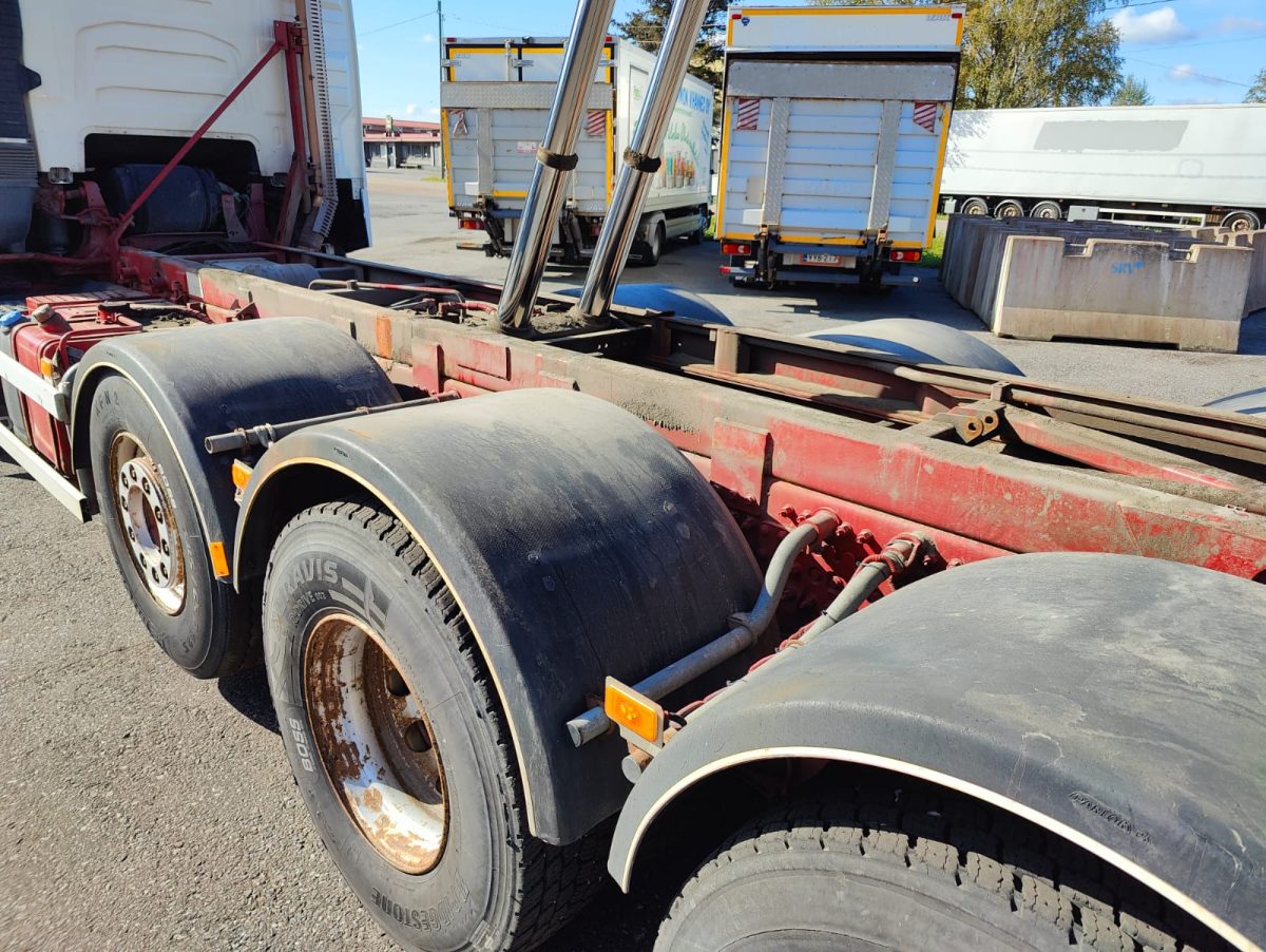 VOLVO FH-16 750 8X4 4900 - Image 10
