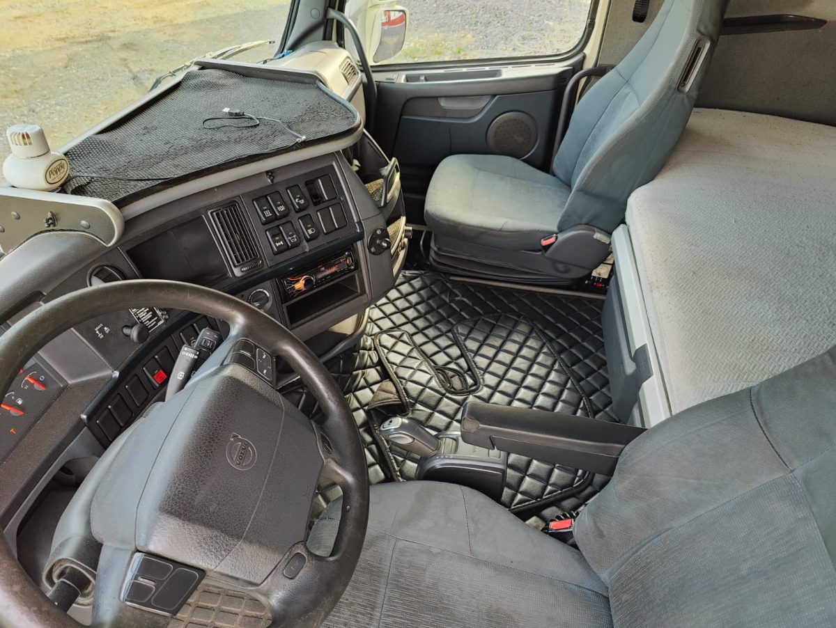 VOLVO FH-13 4X2 3700 - Image 12
