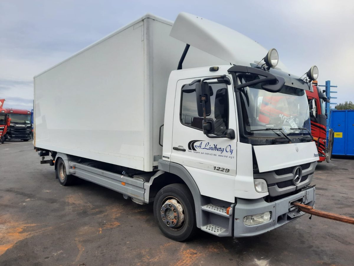MERCEDES-BENZ ATEGO 1229L 4X2 - Image 2