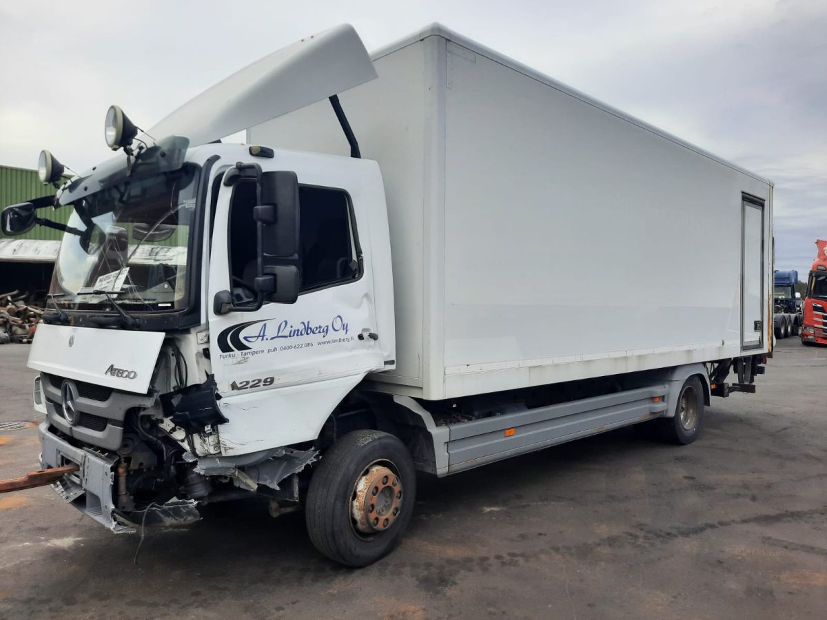 MERCEDES-BENZ ATEGO 1229L 4X2
