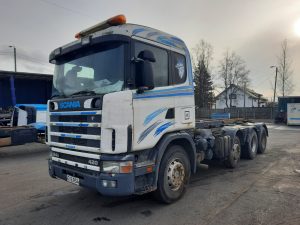SCANIA R-124 8X2