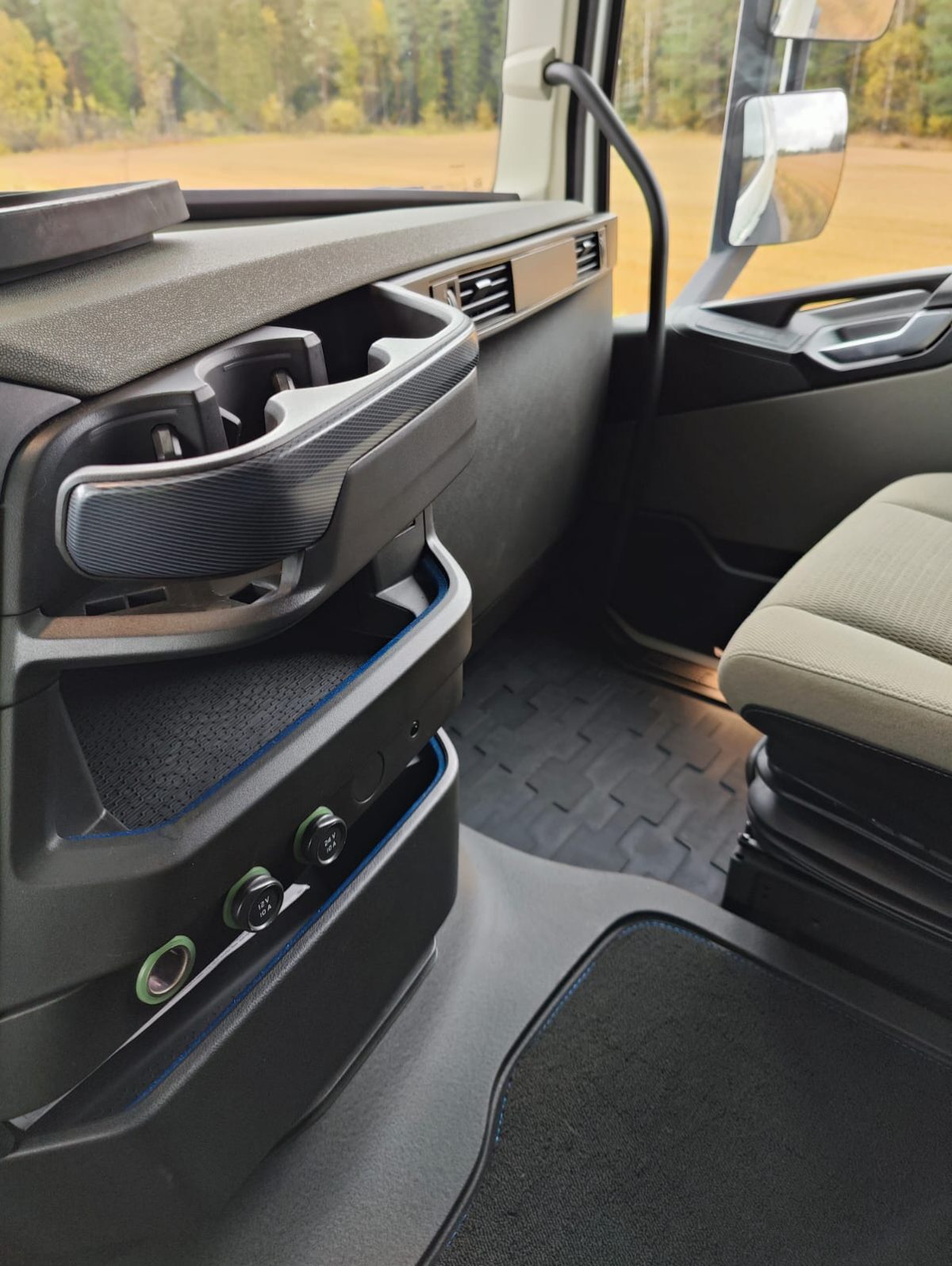 VOLVO FH-460 LNG 6X2 3900 - Image 24