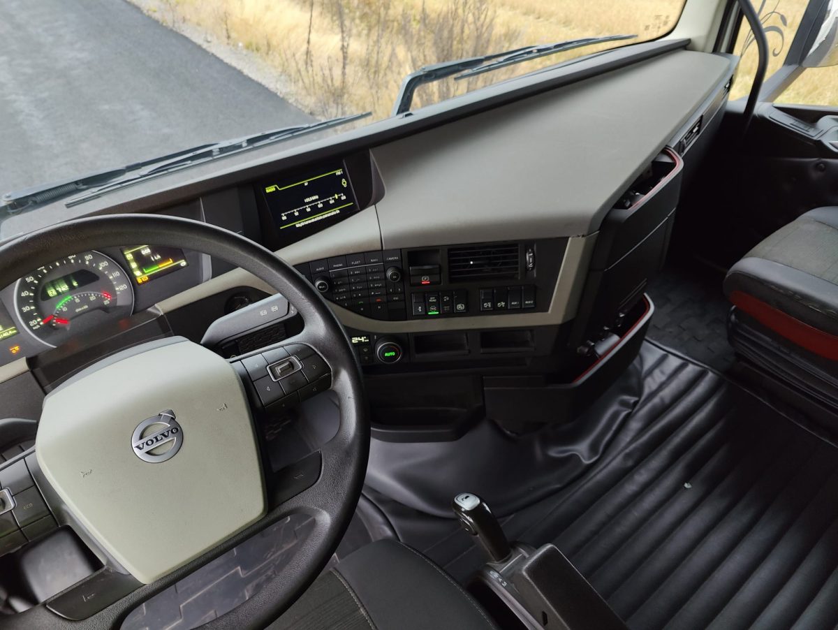 VOLVO FH-500 6X2 3000 - Image 10