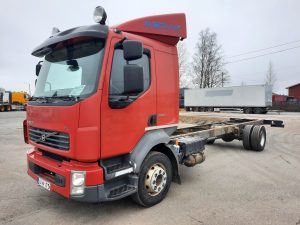 VOLVO FLL 4X2