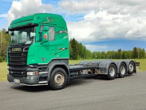 SCANIA R-520 8X4*4 4500