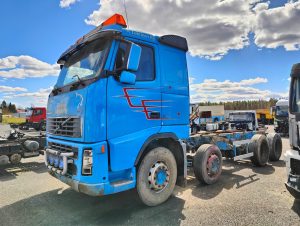 VOLVO FH-16 8X4 R