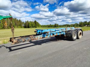 TRAKTORIN PERÄVAUNUAIHIO VAIJERILAITTEELLA, pituus 6m
